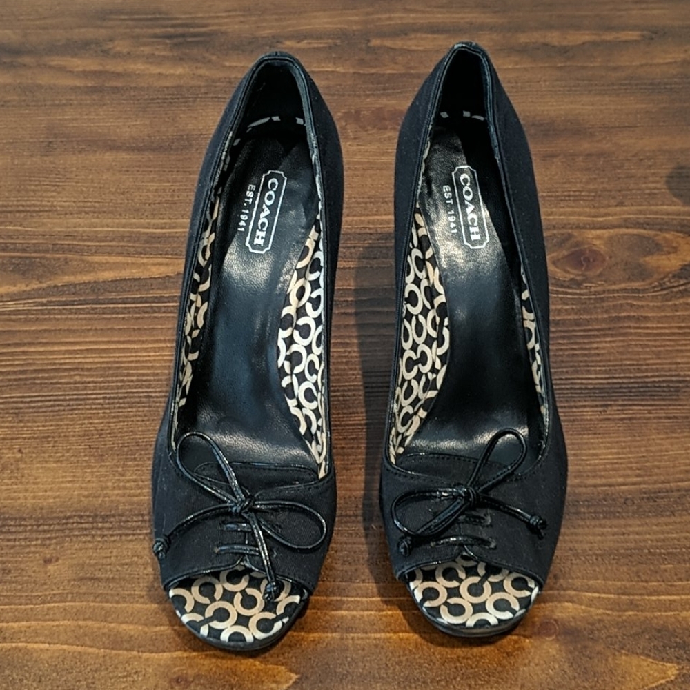 Coach heels - Picture 2 of 3